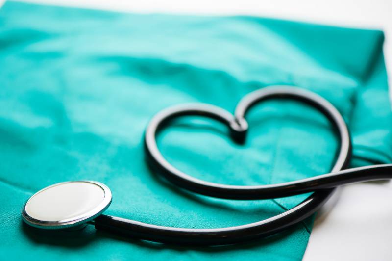 Spécialiste de la vente de tenues et chaussures pour professionnels de santé à Neufchâtel-en-Bray